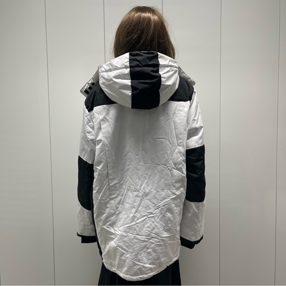 ⛷️SALE NWT AMAZING SKI COAT - Picture 9 of 16